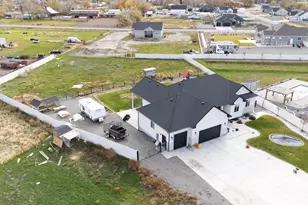 1668 E Coreys Ct N, Lake Point, UT 84074 - Photo 19