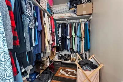 989 E Sandcrest Dr, Sandy, UT 84094 - Photo 13