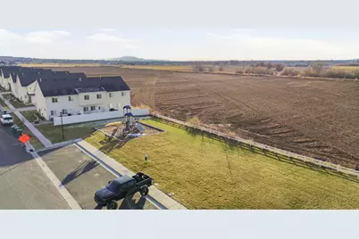 2667 S 2300 W #255, West Haven, UT 84401 - Photo 31