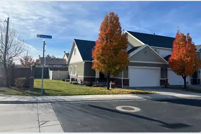 1721 W Hollow Cedar Ln #1, Riverton, UT 84065 - Photo 3