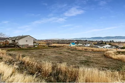 728 S Spruce Dr #9, Garden City, UT 84028 - Photo 3