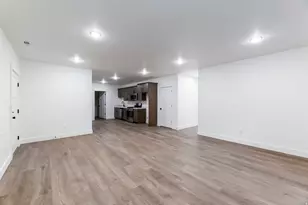 6729 W Smithson Cir S, West Valley, UT 84128 - Photo 25