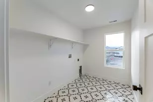 6729 W Smithson Cir S, West Valley, UT 84128 - Photo 21