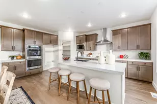 6729 W Smithson Cir S, West Valley, UT 84128 - Photo 17