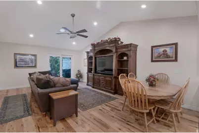 134 W Hidden Hollow Cir, Orem, UT 84058 - Photo 9