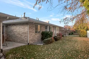 134 W Hidden Hollow Circle, Orem, UT 84058 - Photo 29