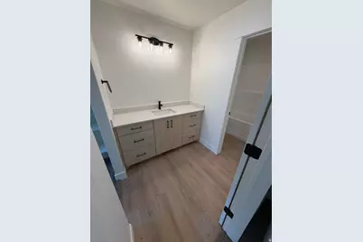 257 W 690 N, Smithfield, UT 84335 - Photo 11