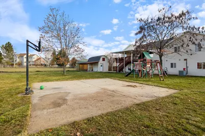 3656 W 1800 N, West Point, UT 84015 - Photo 11