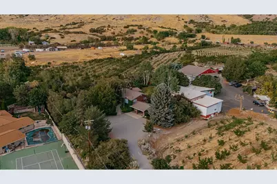 1515 E 200 S, Pleasant Grove, UT 84062 - Photo 27