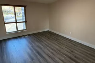 1333 Lorl Ln, Ogden, UT 84404 - Photo 17