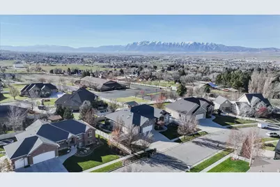 600 E 100 S, Hyde Park, UT 84318 - Photo 77
