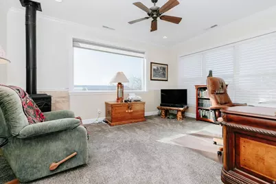 600 E 100 S, Hyde Park, UT 84318 - Photo 21