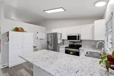 5778 S 4075 W, Roy, UT 84067 - Photo 7