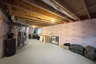 1379 E Petunia Ct, Layton, UT 84040 - Photo 27