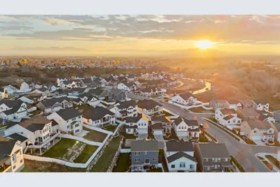 1379 E Petunia Ct, Layton, UT 84040 - Photo 5