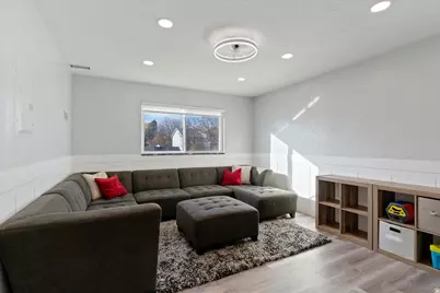 2162 N 2290 W, Clinton, UT 84015 - Photo 23