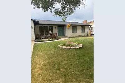 703 N Windsor Cir, Price, UT 84501 - Photo 3