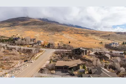 5001 E Fairways Dr, Eden, UT 84310 - Photo 57