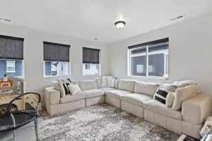 2975 S 2550 W, Syracuse, UT 84075 - Photo 23