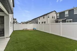 2975 S 2550 W, Syracuse, UT 84075 - Photo 27