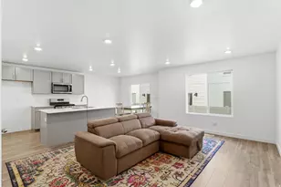 1721 E Eagle View Ln, Eagle Mountain, UT 84005 - Photo 5