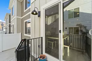 1721 E Eagle View Ln, Eagle Mountain, UT 84005 - Photo 33