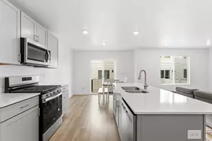 1721 E Eagle View Ln, Eagle Mountain, UT 84005 - Photo 11