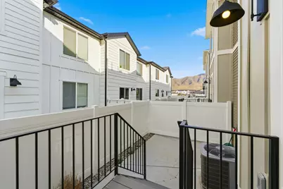 1721 E Eagle View Ln, Eagle Mountain, UT 84005 - Photo 35