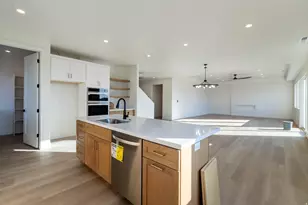 1032 S Wyatt Ln E, Washington, UT 84780 - Photo 3