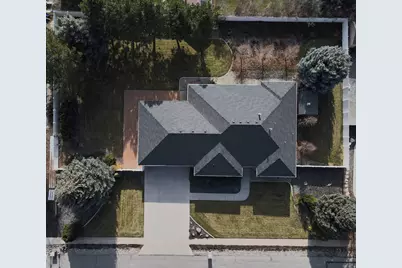 290 E 450 S, Hyde Park, UT 84318 - Photo 3