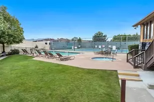 9144 S Jefferson Pl, Sandy, UT 84070 - Photo 27