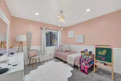 9144 S Jefferson Pl, Sandy, UT 84070 - Photo 15