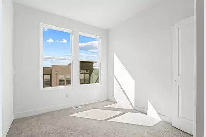 1843 W Burke Ln #103, Farmington, UT 84025 - Photo 13