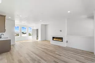 1843 W Burke Ln, Farmington, UT 84025 - Photo 15