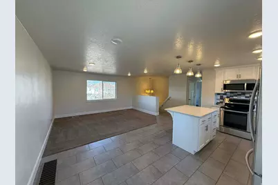 235 S 300 W, Price, UT 84501 - Photo 5