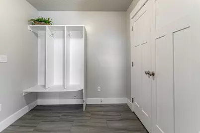 68 E Zinfandel Ln, Vineyard, UT 84059 - Photo 15