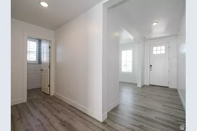 3022 S Shoreline Dr S, Syracuse, UT 84075 - Photo 17