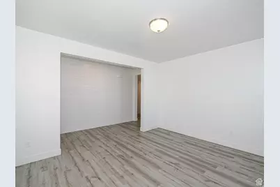 3022 S Shoreline Dr S, Syracuse, UT 84075 - Photo 15