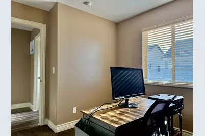 1526 E Shadow Dr, Eagle Mountain, UT 84005 - Photo 13