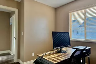 1526 E Shadow Dr, Eagle Mountain, UT 84005 - Photo 13