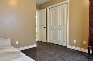 1526 E Shadow Dr, Eagle Mountain, UT 84005 - Photo 11