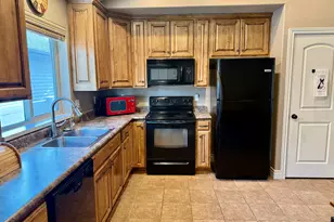 1526 E Shadow Dr, Eagle Mountain, UT 84005 - Photo 7