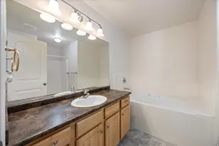 907 N Farmington Crossing W, Farmington, UT 84025 - Photo 13
