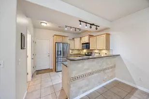 907 N Farmington Crossing W, Farmington, UT 84025 - Photo 9