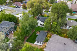 1972 E La Cresta Dr S, Cottonwood Heights, UT 84121 - Photo 51