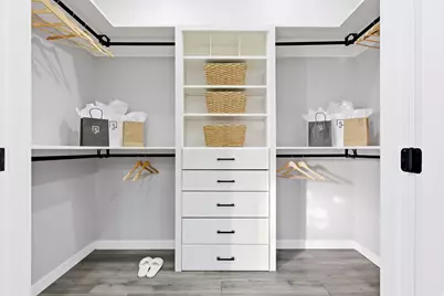 1972 E La Cresta Dr S, Cottonwood Heights, UT 84121 - Photo 23