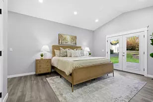 1972 E La Cresta Dr S, Cottonwood Heights, UT 84121 - Photo 17