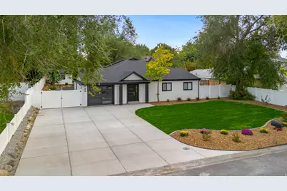 1972 E La Cresta Dr S, Cottonwood Heights, UT 84121 - Photo 3