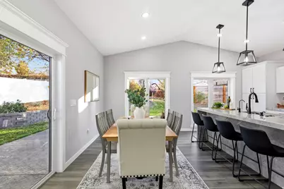 1972 E La Cresta Dr S, Cottonwood Heights, UT 84121 - Photo 15