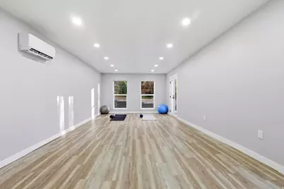1972 E La Cresta Dr S, Cottonwood Heights, UT 84121 - Photo 33